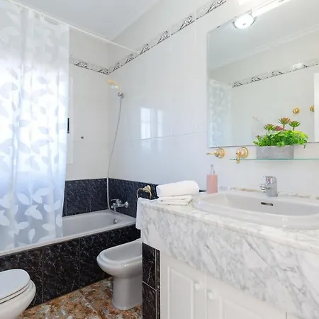 Fidalsa White House Complex *