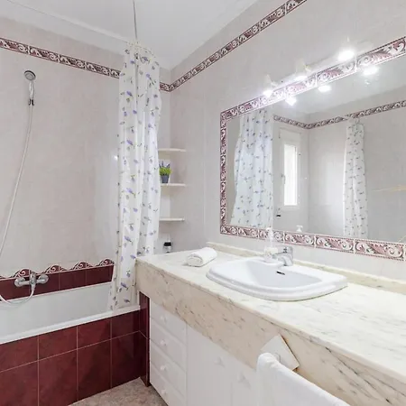 Fidalsa White House Complex 公寓式酒店