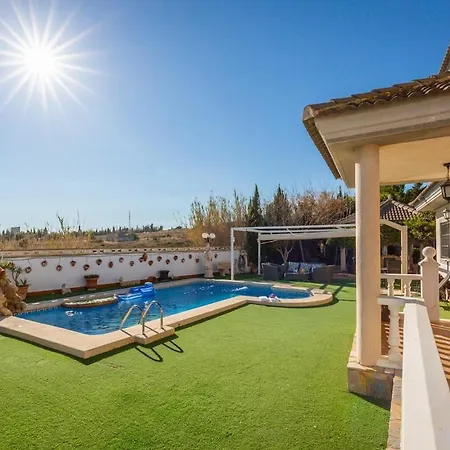 Fidalsa White House Complex *