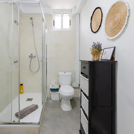 Fidalsa White House Complex *