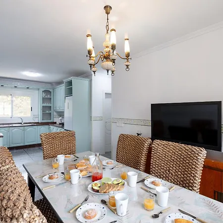 Fidalsa White House Premium Willa Tángel