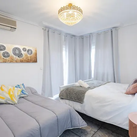 Fidalsa White House Premium Villa *