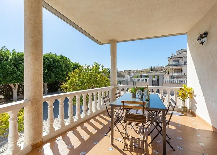 Fidalsa White House Premium Vila