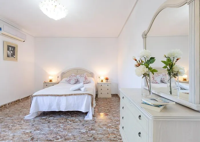 Fidalsa White House Premium Vila Tángel