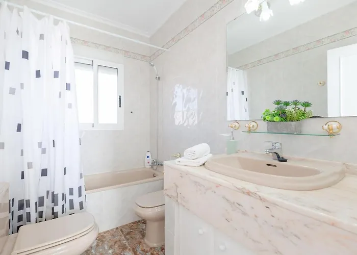 Fidalsa White House Premium Vila
